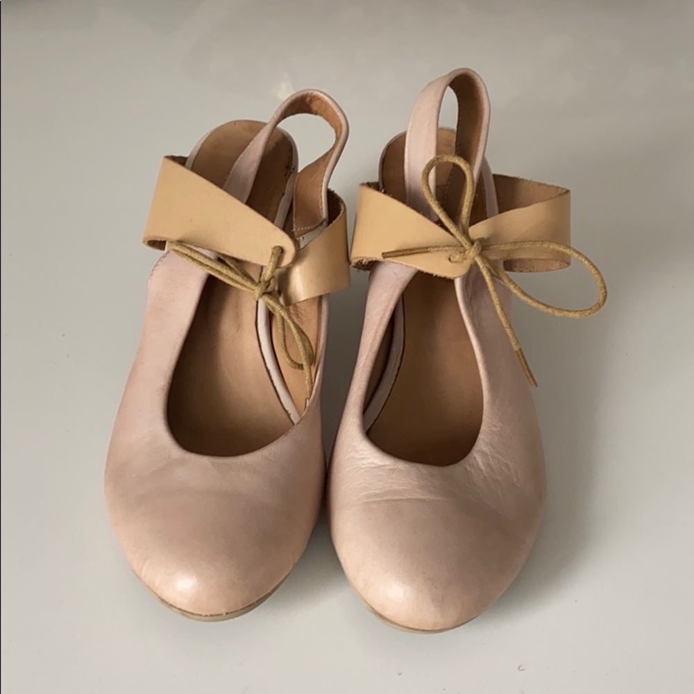 Bueno Sandals